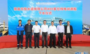 江龍船艇承建南昌首艘純電動大型豪華游輪“灌嬰號”下水