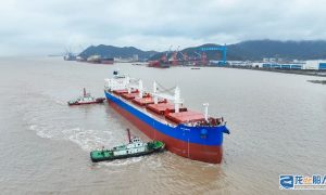 舟山中遠海運重工6.36萬噸散貨船N1089順利返航